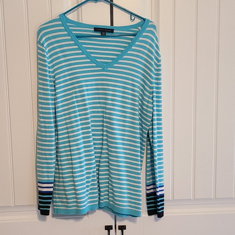 Women's Tommy Hilfiger Sweater BNWOT, XL